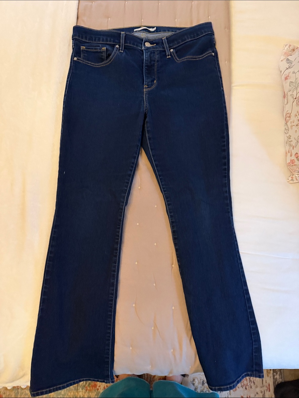 Classic Levi’s mens Dark 315  Blue Bootcut Jeans